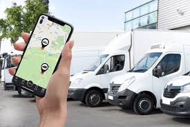 Tracking delivery vans using mobile GPS app