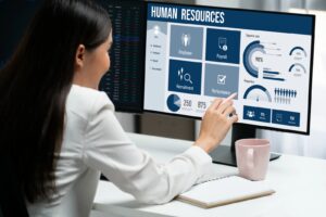 03 hr payroll software